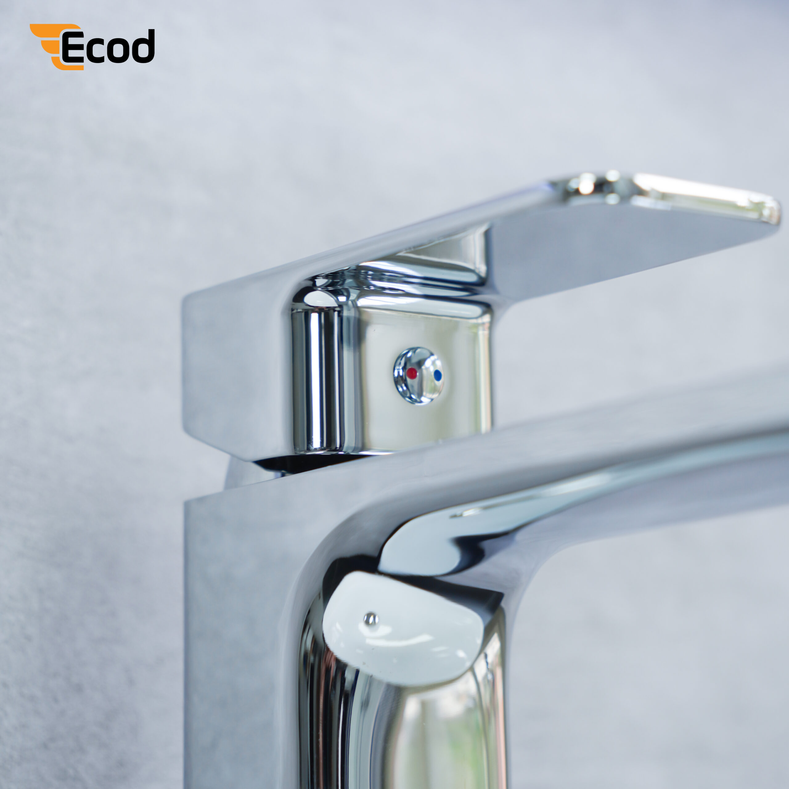 Vòi chậu nóng lạnh EV3015